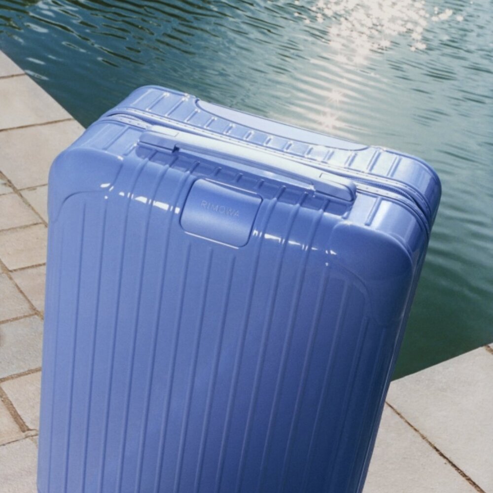 Rimowa essential sea blue Suitcase carry on